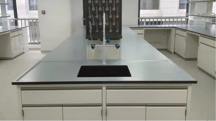 現(xiàn)代實(shí)驗(yàn)室應(yīng)當(dāng)如何來(lái)設(shè)計(jì)？